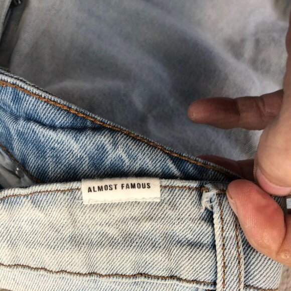 Almost Famous Womens Jeans Size 7 Blue Denim Light Wash Wide Leg Distressed - Picture 12 of 15